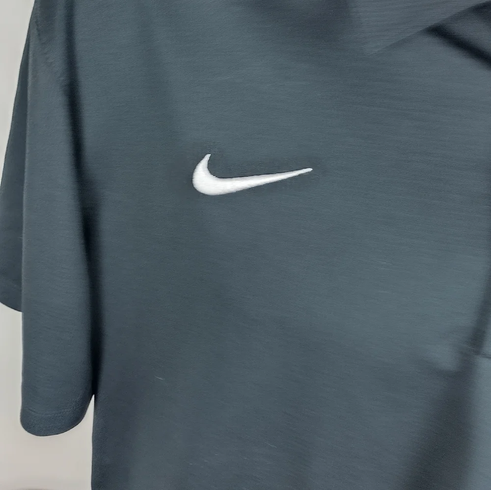 Nike Mens Drifit Golf Polo Size XL Course Wear